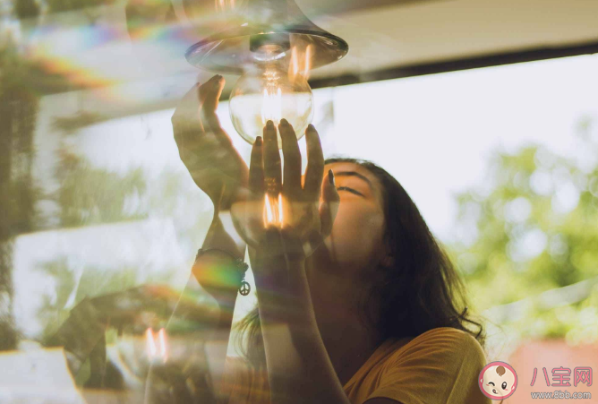 中年孤獨有哪幾種 如何看待中年的孤獨