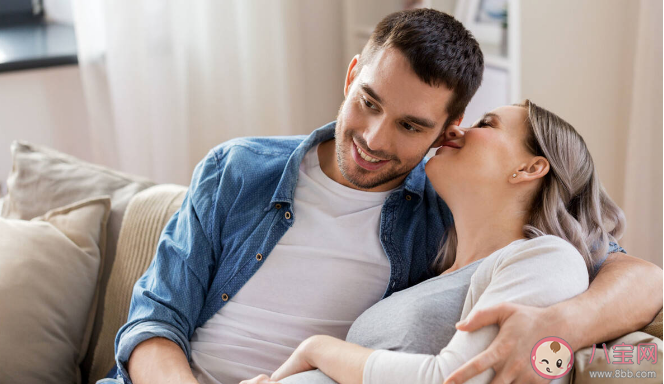 孕期不同階段如何同房 孕期哪些人不能進行性行為