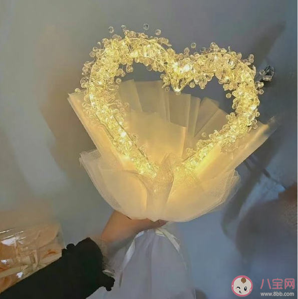 如何正確看待斷崖式分手 斷崖式分手為什么很痛苦 如何正確看待斷崖式分手 斷崖式分手為什么很痛苦