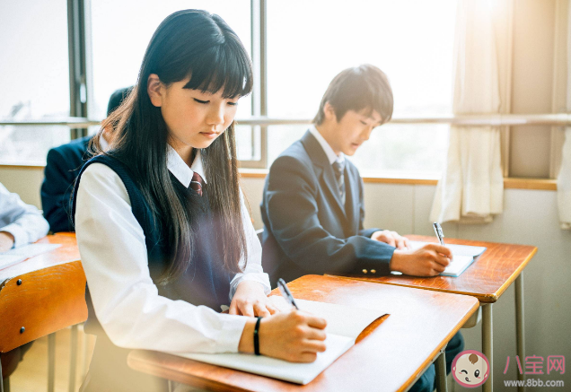 高考前給孩子吃保健品好嗎 給孩子買保健品補腦有必要嗎