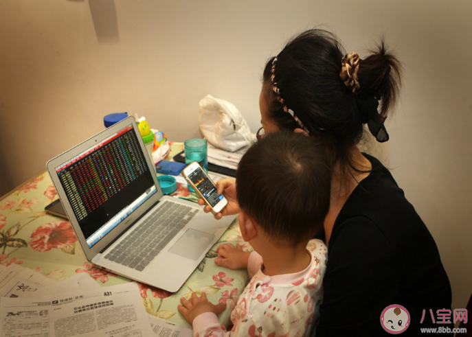 上班和當全職媽媽哪個更累 做全職媽媽會有什么風險 上班和當全職媽媽哪個更累 做全職媽媽會有什么風險