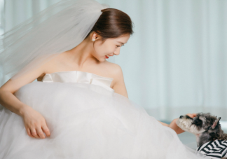 女生穿婚紗看演唱會被分手 為什么穿婚紗去看演唱會會分手