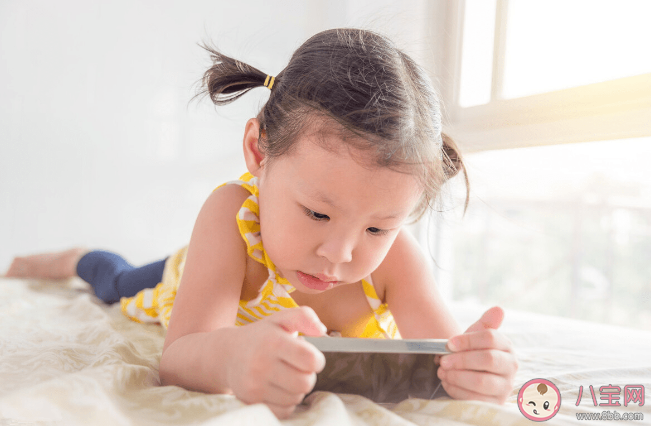 我國一孩生育率跌至0.5 如何看待我國一孩生育率下跌現象 我國一孩生育率跌至0.5 如何看待我國一孩生育率下跌現象