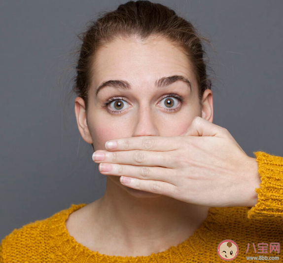 為什么起床時(shí)嘴里總有異味 口臭是怎么來的