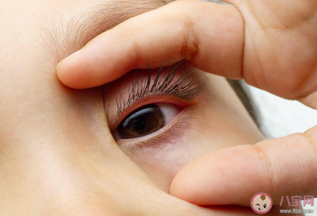 眼皮跳動和健康有關系嗎 眼皮跳動如何緩解