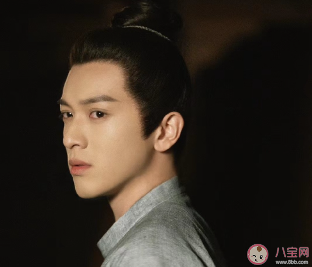 《微雨燕雙飛》萬嘉桂愛的是誰 萬嘉桂結局是什么