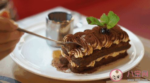 甜食吃太多大腦會改變嗎 甜食吃太多了有什么危害