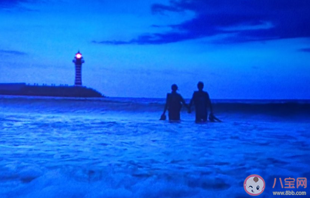 《消失的她》李木子的氧氣罐是自己拔的嗎 結尾何非后悔了嗎