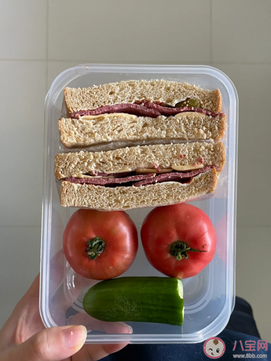 白人飯營(yíng)養(yǎng)高嗎有沒減重效果 如何看待白人飯的走紅