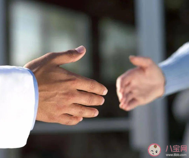 手汗癥有輕重之分嗎 手汗癥和遺傳有關(guān)嗎