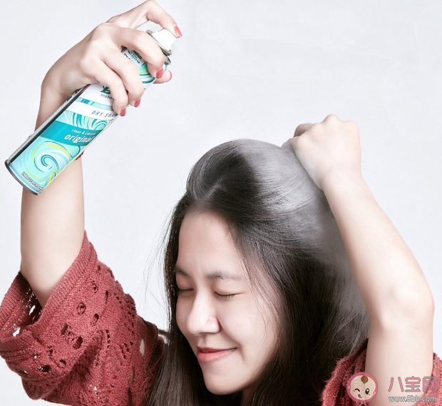 干發噴霧是怎么起作用的原理是什么 頻繁使用免洗噴霧會影響頭發嗎