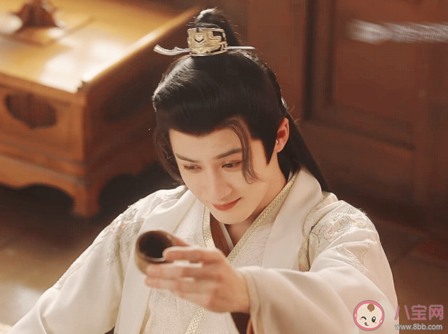 《長(zhǎng)相思》防風(fēng)邶為什么沒(méi)有蠱蟲(chóng) 小夭體內(nèi)為什么有駐顏花