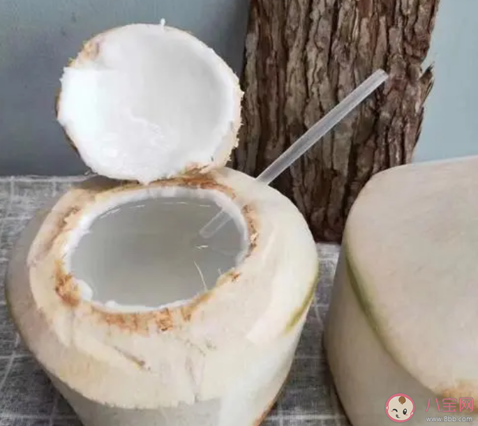 用口香糖真有可能砸開椰子嗎 螞蟻莊園8月6日答案介紹