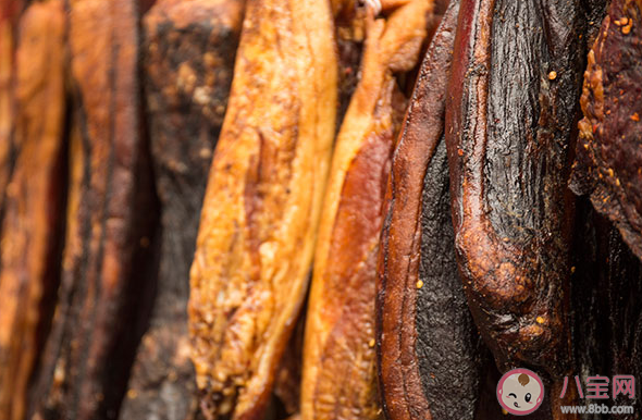 哪個地區以其特色的臘肉制作技藝而聞名 螞蟻新村8月7日答案