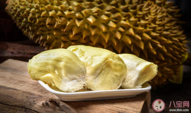 為什么一吃榴蓮就來大姨媽 月經提前和吃榴蓮有關系嗎