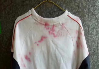 紅酒不小心灑在衣服上怎么清洗干凈 教你幾招輕松去除衣服污漬