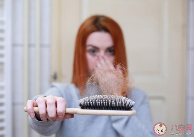哪個季節(jié)是脫發(fā)高峰期 脫發(fā)了該做哪些檢查