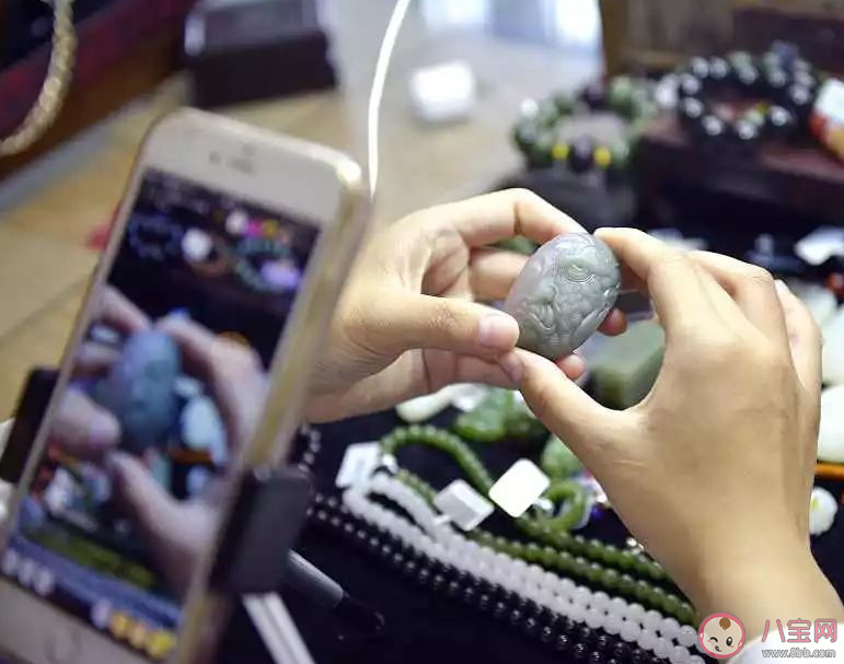 珠寶直播或成帶貨之王是怎么回事 要不要在直播間買珠寶