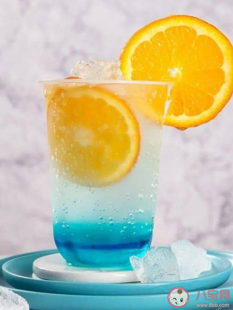 氣泡飲料是怎么讓你感覺(jué)到爽的 氣泡飲料是怎么發(fā)明出來(lái)的