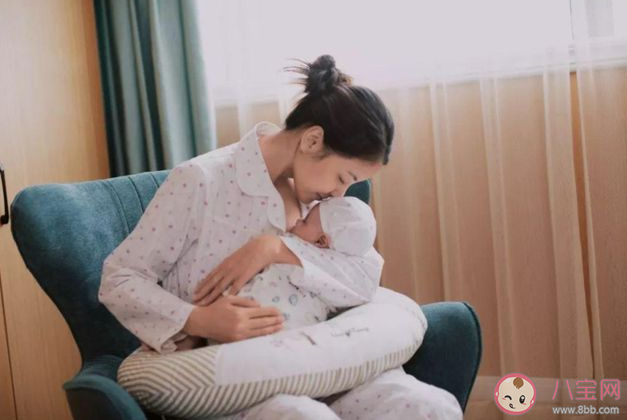 哺乳期多久會來月經 哺乳期一直不來月經怎么辦