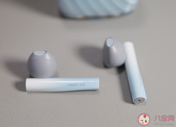 耳機(jī)到底有多臟 不同耳機(jī)清潔方式有何不同