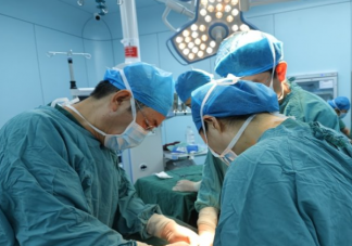 20歲女孩從未來例假一查竟是男兒身 女性初次月經(jīng)什么時候來