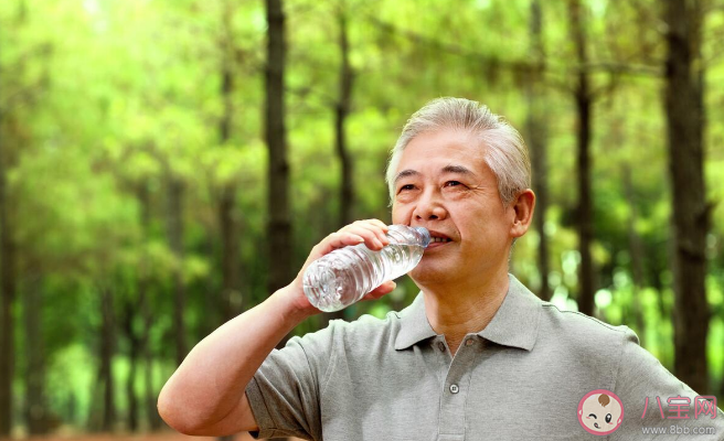 總覺得疲憊可能是身體缺水信號 身體6大信號提醒你缺水了