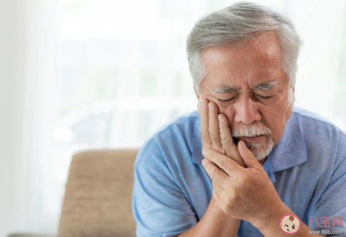 人老掉牙很正常嗎 老年人牙周炎有什么癥狀