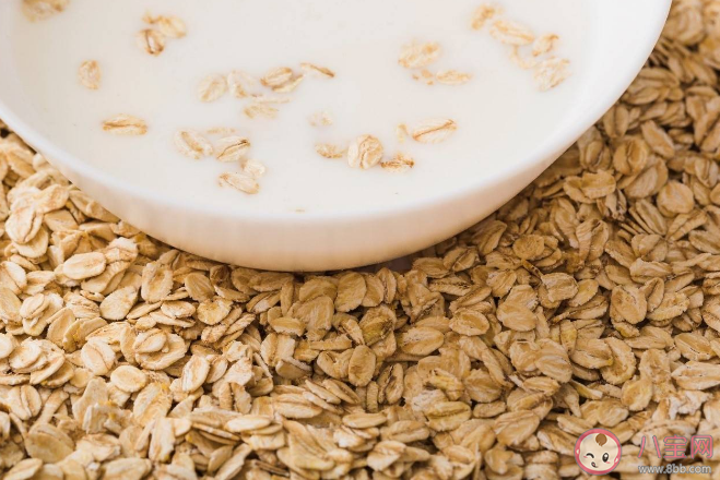 燕麥奶和牛奶哪個更好 燕麥奶和牛奶有什么區別