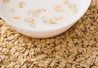 燕麥奶和牛奶哪個更好 燕麥奶和牛奶有什么區別