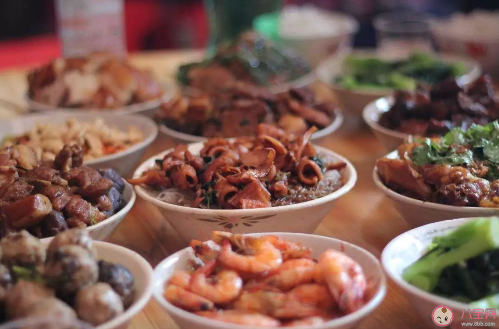 為什么農村大席很少拉肚子 吃席容易拉肚子是為什么 為什么農村大席很少拉肚子 吃席容易拉肚子是為什么