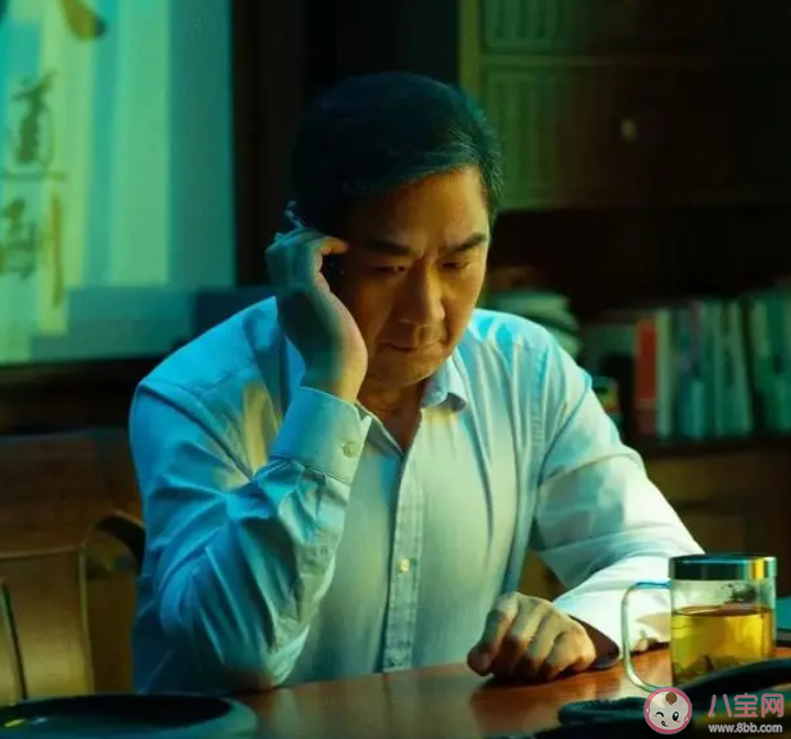 《堅如磐石》朱麗是被誰殺的 《堅如磐石》刪減了哪些情節(jié)