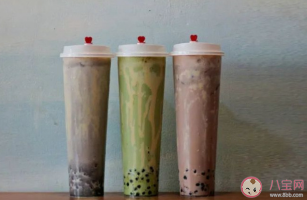 新式茶飲開始報(bào)復(fù)性關(guān)店了 為什么網(wǎng)紅茶飲店不行了 新式茶飲開始報(bào)復(fù)性關(guān)店了 為什么網(wǎng)紅茶飲店不行了