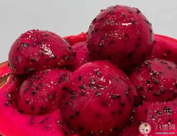 廣西街頭10元能買70個火龍果是真的嗎 火龍果哪些人不能吃