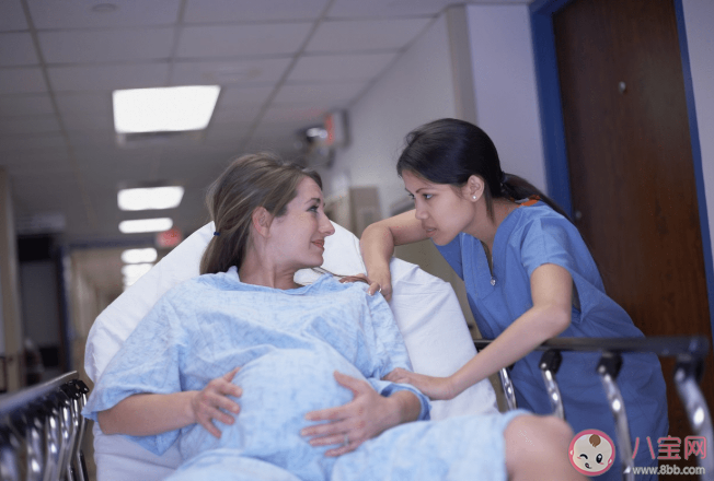 無痛分娩比剖宮產的副作用大嗎 醫生為什么推薦分娩陣痛