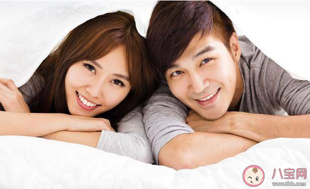 男女收入差距為何始終存在 女性如何平衡事業(yè)與家庭