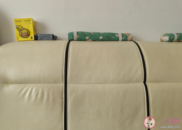 為什么男人睡的枕頭容易黃 枕頭變黃了該怎么清洗 為什么男人睡的枕頭容易黃 枕頭變黃了該怎么清洗