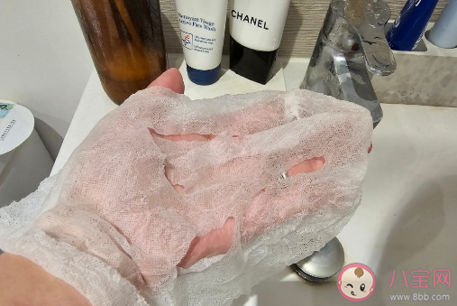 綿柔巾跟棉柔巾可能差了十萬八千里 如何辨別真正的純棉柔巾 綿柔巾跟棉柔巾可能差了十萬八千里 如何辨別真正的純棉柔巾