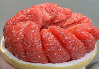 吃柚子前摔一摔柚子會更甜嗎 買柚子時該怎么樣挑選