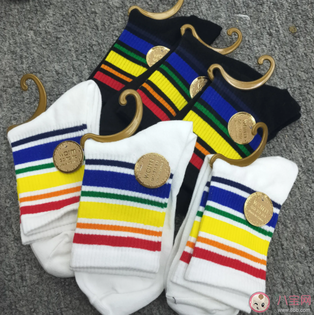 為什么千萬不要聞臭襪子 經常聞襪子有多可怕