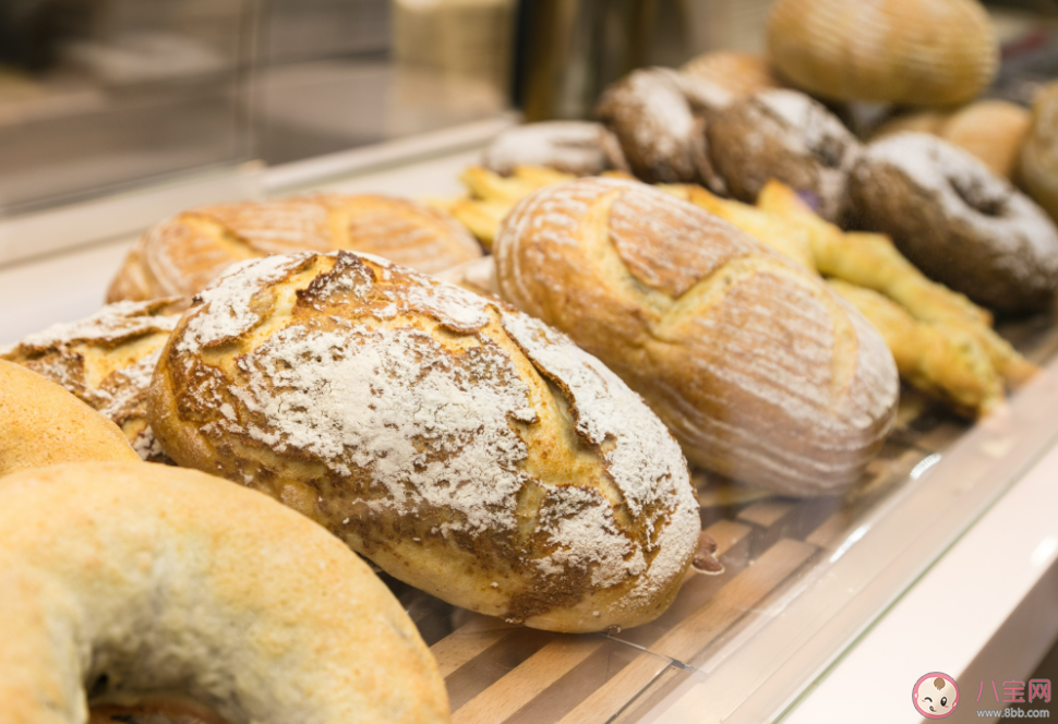 月薪多少可以買上百元的面包 精致面包究竟都是誰在買