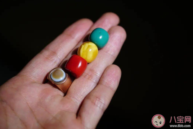 詩句一道殘陽鋪水中半江瑟瑟半江紅的瑟瑟在古代是一種 螞蟻莊園11月3日答案 詩句一道殘陽鋪水中半江瑟瑟半江紅的瑟瑟在古代是一種 螞蟻莊園11月3日答案