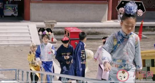 橫店兒童演員現狀是怎樣的 如何看待橫店童漂