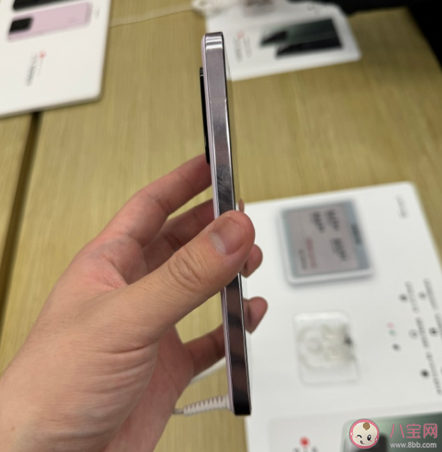 小屏旗艦?zāi)目钪档觅I 小屏旗艦手機好用嗎 小屏旗艦?zāi)目钪档觅I 小屏旗艦手機好用嗎