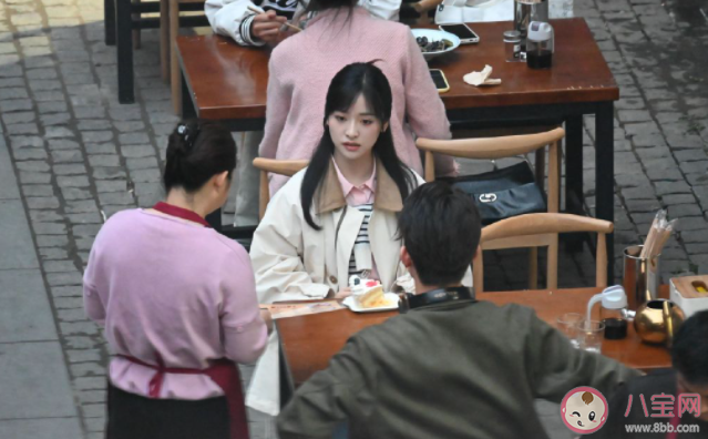 《失笑》是根據什么小說改編的 《失笑》劇情講的是什么