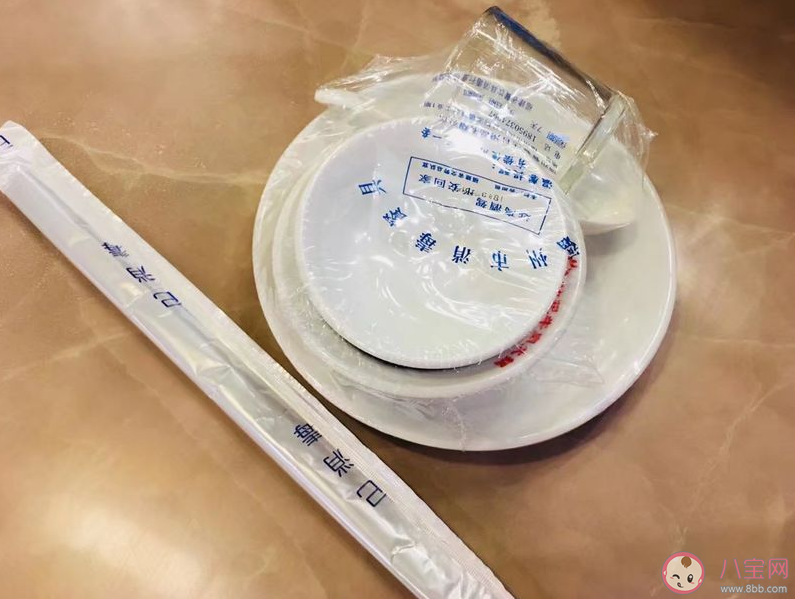 飯店是否應(yīng)該收取餐具費(fèi) 如何看待飯店收餐具費(fèi)
