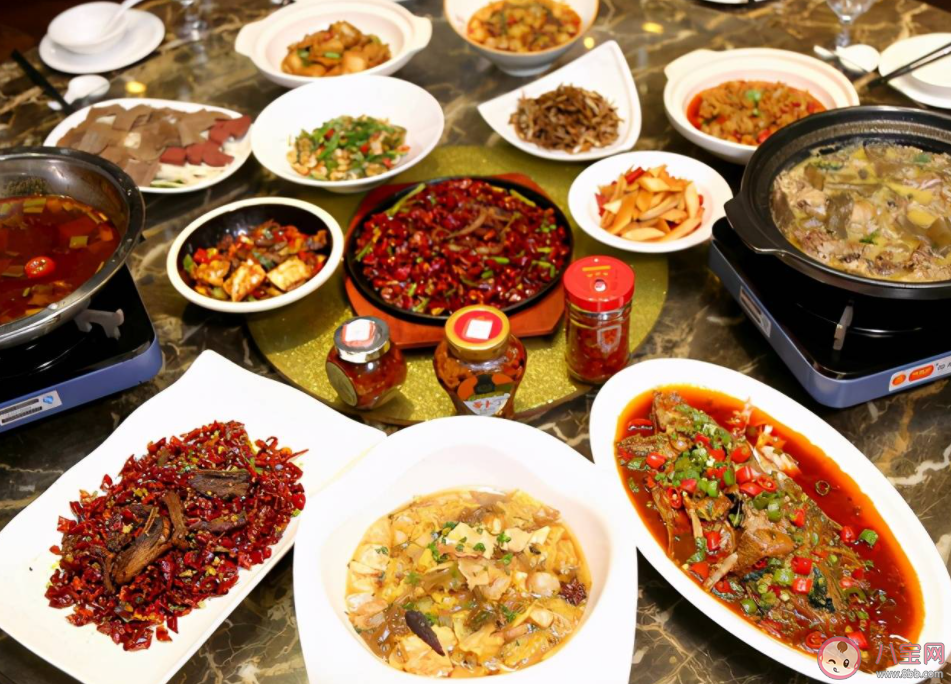 為什么湘菜廚子每人只會(huì)做3道菜 湘菜都有哪些特點(diǎn)