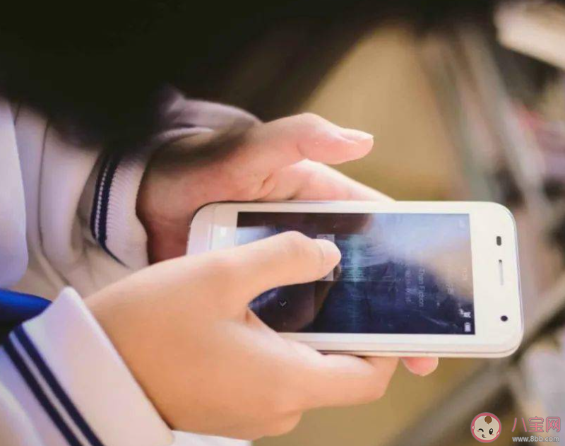 為什么總是無意識的刷手機 沉迷刷手機該怎么辦