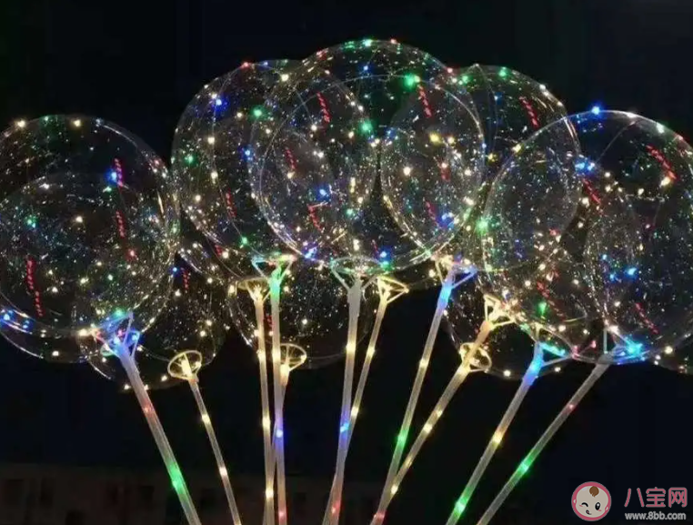 氦氣吸了為什么會變聲 氦氣吸多了會傷害聲帶嗎 氦氣吸了為什么會變聲 氦氣吸多了會傷害聲帶嗎