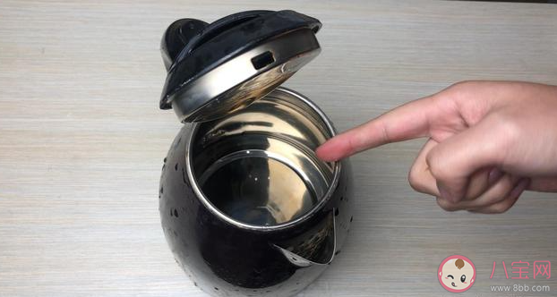 壺底有水垢會影響健康嗎 不同的電熱水壺怎么選